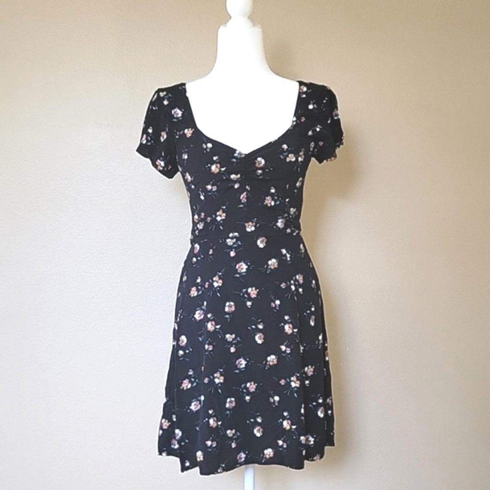 Abercrombie & Fitch Black Floral Smocked Back Mini Dress - Size XS